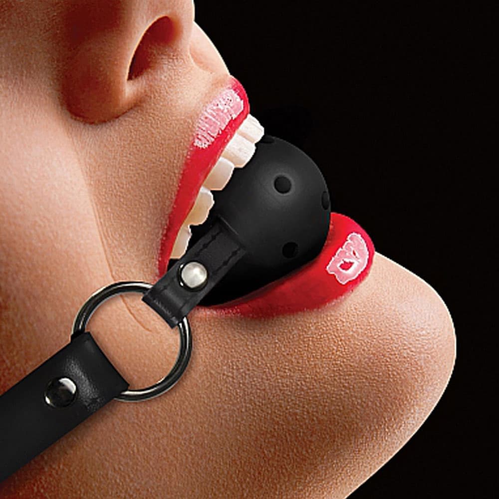 OUCH! Ball Gag Наустник топка с отвори, черен